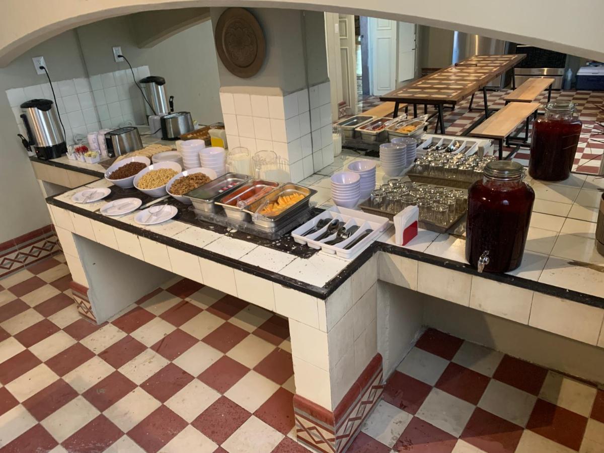 Iturbide500 Hostal سان لويس بوتوسي المظهر الخارجي الصورة